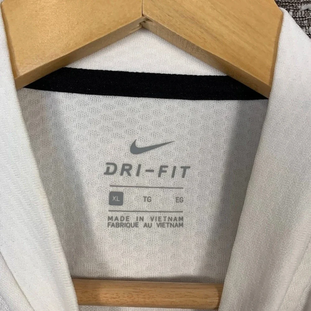 Nike Dri-Fit Vanderbilt 1/4 Zip White Polo Shirt Short Sleeve Logo Women's Large